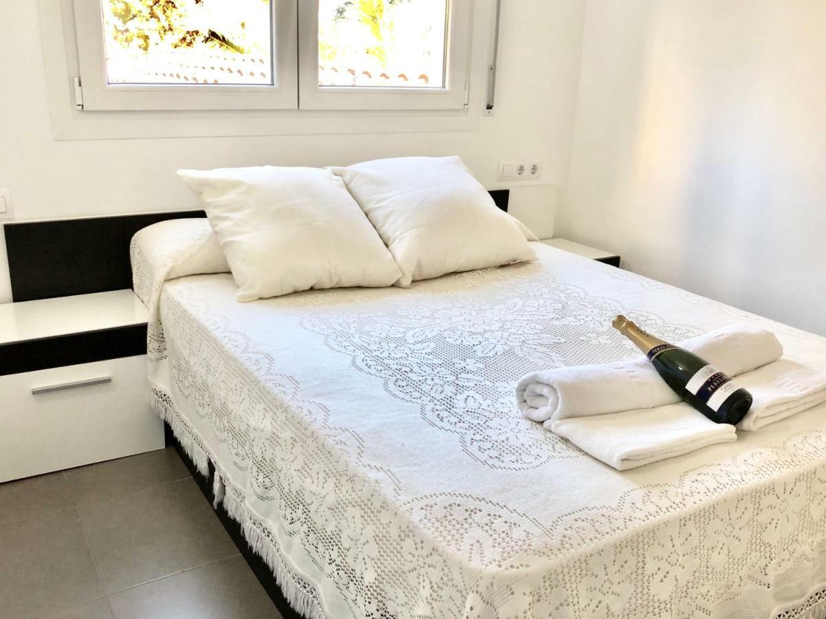 Chalet Doble Almadraba Villa โรเซส ภายนอก รูปภาพ